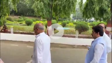 पटना ग्रामीण: मुजफ्फरपुर रेप-हत्या मामले में कांग्रेस ने राज्यपाल को सौंपा ज्ञापन, पीड़िता के परिवार के लिए नौकरी व मुआवजे की मांग