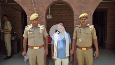 तुलसीपुर: चोरी के मामले से जुड़े नफर वारंटी को थाना तुलसीपुर पुलिस ने किया गिरफ्तार