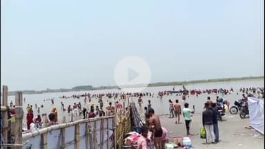 दशहरा के अवसर पर तिगरी गंगा धाम में स्नान के लिए उमड़ा श्रृद्धालुओं का शैलाब,मूंडन संस्कार के लिए भी घाटों पहुंचे लोग