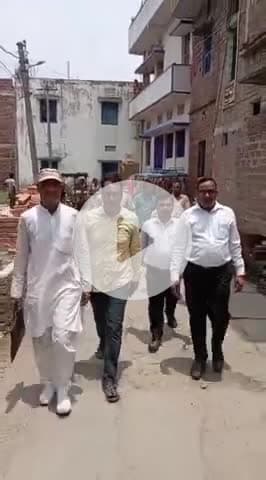 बिशनपुर वार्ड नंबर 43 में बेगूसराय न्यायपालिका द्वारा शिविर लगाया गया इस शिबीर में किन्नर का अधिकार पर जज साहब के द्वारा बताया गया