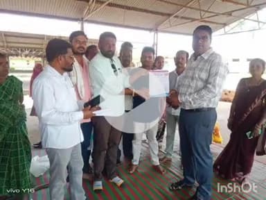 जगदलपुर: बस्तर जिला राशन विक्रेता संघ ने जिला प्रशासन से चर्चा के बाद हड़ताल तीन माह के लिए स्थगित किया