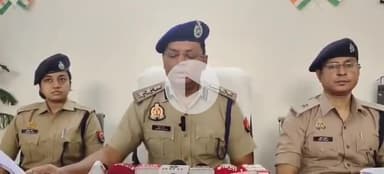 नोएडा:-वाहन चोरी करने वाले गिरोह के 50 हजार रूपये का इनामी बदमाश समेत कुल 03 बदमाश मुठभेड़ के उपरांत गिरफ्तार
#noida