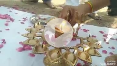 खबर औरैया से यमुना तट पर हुआ नमामि गंगे द्वारा दिव्य आरती का आयोजन