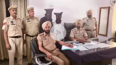 ਨਵਾਂਸ਼ਹਿਰ: ਥਾਣਾ ਪੋਜੇਵਾਲ ਦੀ ਪੁਲਿਸ ਨੇ ਦੋ ਮੁਲਜ਼ਮਾਂ ਨੂੰ ਪਿੰਡ ਸਹੂੰਗੜਾ ਤੋਂ 50 ਨਸ਼ੀਲੀਆਂ ਸਮੇਤ ਕਾਬੂ ਕੀਤਾ ਹੈ।