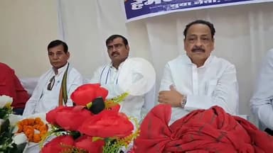 चूरू: सैनिक बस्ती स्थित तेजा भवन में कांग्रेस युवा संवाद कार्यक्रम हुआ, कांग्रेस प्रदेश उपाध्यक्ष का किया गया अभिनंदन