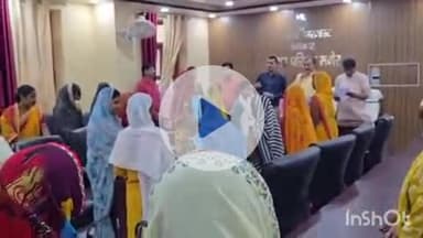 मनेर: मनेर नगर अध्यक्ष, उपाध्यक्ष व अन्य लोगों ने दरगाह परिसर में किया पौधारोपण, प्लास्टिक का इस्तेमाल न करने का लिया संकल्प