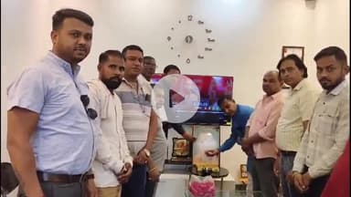 अमरोहा: अमरोहा में भाजपा नगर अध्यक्ष अमित सैनी के नेतृत्व में मनाया गया मुख्यमंत्री योगी आदित्यनाथ का जन्मदिन