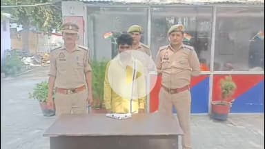 शाहजहांपुर: रोजा पुलिस ने इंटर कॉलेज के पास से तमंचा और कारतूस के साथ अभियुक्त को किया गिरफ्तार