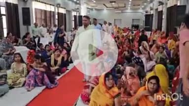 टोंक: पूर्व सांसद सुखबीर सिंह जौनिपुरिया ने अग्रवाल धर्मशाला में चल रही श्रीमद् भागवत कथा में पहुंचकर धर्म लाभ लिया