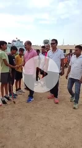 श्योपुर महाविद्यालय मैदान पर खेल विभाग द्वारा आयोजित ग्रीष्म कालीन शिविर में आज पहुंचकर खिलाड़ियों का उत्साह वर्धन किया।