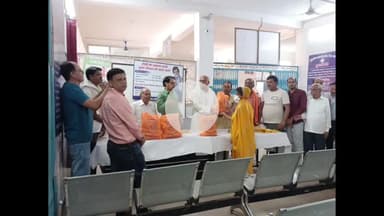 दमोह: टीबी मरीजों को मिला पोषण सहारा, औषधि विक्रेता संघ ने 50 सहायता किट बांटीं