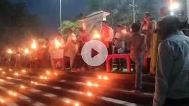 सिराथू: कुबरी घाट पर गंगा दशहरा पर्व पर कई कार्यक्रमों का आयोजन किया गया, एसडीएम गंगा आरती में हुए शामिल