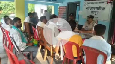 कदवा: बकरीद को लेकर कदवा थाना परिसर में शांति समिति की हुई बैठक