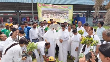 कोल: रेलवे स्टेशन पर विश्व पर्यावरण दिवस के अवसर पर ब्रह्मा कुमारीज बहनों द्वारा किया गया पौधारोपण