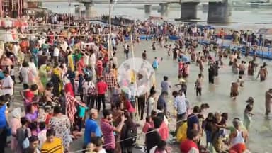 धनौरा: गजरौला बृजघाट व तिगरी में गंगा दशहरा पर गंगा स्नान के लिए उमड़ा आस्था का सैलाब, दो लाख से अधिक लोगों ने लगाई डुबकी