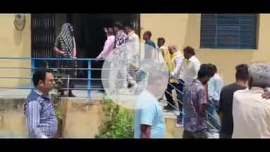 लाडपुरा: पेयजल समस्याओं को लेकर कांग्रेस कार्यकर्ताओं ने महावीर नगर जलदाय विभाग कार्यालय पर किया प्रदर्शन, दिया धरना