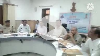 जालौर: प्रभारी मंत्री ने कलेक्ट्रेट सभागार कक्ष में प्रेस वार्ता को किया संबोधित