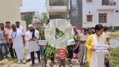 विश्व पर्यावरण दिवस पर लमही में वृक्षों के दर्द को उजागर करने के लिए निकाला गया वृक्ष चीत्कार मार्च