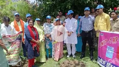 रायसेन: विश्व पर्यावरण दिवस पर रायसेन में पौधरोपण कार्यक्रम सम्पन्न, वृक्ष बनने तक करें देखभाल