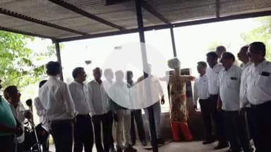 मांगरौल: मांगरोल में चल रहे आंदोलन के 80वें दिन प्रशासन को दी गई मौन श्रद्धांजलि, HC के वकीलों ने दिया समर्थन