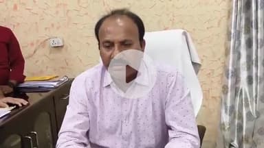 #कानून_का_राज ?

SDM हर्रैया को वकील ने जड़ा थप्पड़...

SDM का वकील पर संगीन आरोप...