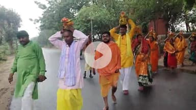 कांके: राजद नेता श्री गौरी शंकर यादव छोटा महीना मनेर पटना रणधीर कुमार यादव जी के गृह प्रवेश एवं कलश जल भारी यात्रा में हुए सामि