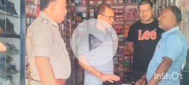 छौड़ाही: प्रखंड में पॉलिथीन बैन को लेकर विभिन्न दुकानों पर की गई छापेमारी