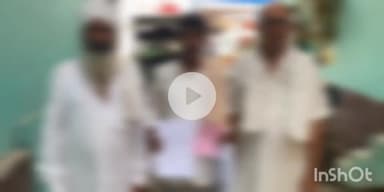 बागपत: दोघट थाना क्षेत्र से नाबालिग बेटी की बरामदगी की मांग को लेकर पिता ने बागपत में एसपी दफ्तर पहुंचकर SP से लगाई गुहार