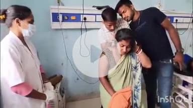 आरा: खवासपुर थाना क्षेत्र के भगवानपुर के डेरा गांव में शुक्रवार की दोपहर मामूली विवाद को लेकर बाप-बेटी की पिटाई की गई