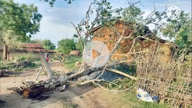 सोनाहातु: आंधी-तूफान से पंडाडीह गांव में कई घर क्षतिग्रस्त