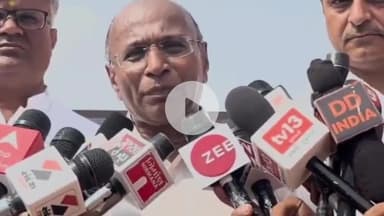 અમદાવાદ શહેર: AMC દ્વારા પ્લાસ્ટિક રિસાયકલ માટે 7 બોટલ કર્શર મશીન  મૂકવામાં આવ્યા, સ્ટેન્ડિંગ કમિટી ચેરમેન દેવાંગ દાણીની પ્રતિક્રિયા..