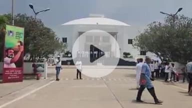 राजगीर: कन्वेंशन सेंटर में कांग्रेस के संविधान सुरक्षा सम्मेलन का नेता प्रतिपक्ष राहुल गांधी ने किया उद्घाटन