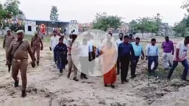 बहराइच: चित्तौरा में मुख्यमंत्री योगी के संभावित कार्यक्रम के मद्देनज़र डीएम ने महाराजा सुहेलदेव स्मारक स्थल का किया निरीक्षण