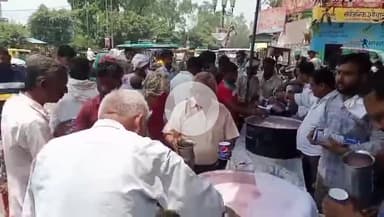 धनौरा: गजरौला के इंद्र चौक पर गंगा दशहरा एवं निर्जला एकादशी के अवसर पर श्री झारखंडी महादेव सेवक संघ ने कार्यक्रम कराया