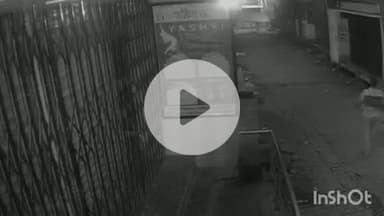 बहराइच: काजीपुरा में कुर्बानी के लिए आया बकरा, पड़ोसी ने किया हाथ साफ, CCTV में कैद हुई वारदात