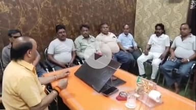 हसनपुर: हसनपुर नगर पालिका में सफाई नायकों के साथ पालिका चेयरमैन ने की बैठक, दिए जरूरी निर्देश