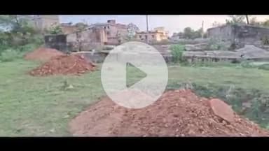 पांकी: पांकी में सार्वजनिक भूमि पर अतिक्रमण को लेकर अंचलाधिकारी ने जमीन का निरीक्षण किया