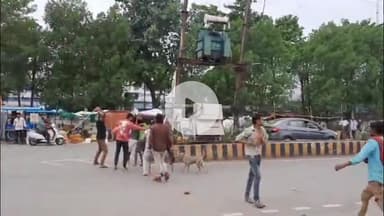 दमोह: चरयाई बाजार में चाय गिरने पर दो पक्षों में मारपीट, घटना का वीडियो सोशल मीडिया पर वायरल