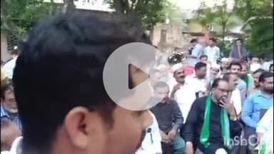 कोल: सिविल लाइन में त्योहार को ध्यान में रखते हुए पुलिस और प्रशासनिक अधिकारियों ने क्षेत्रीय लोगों के साथ पीस कमेटी की मीटिंग की