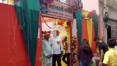 गजरौला के टीचर्स कॉलोनी स्थित महाकाली मंदिर पर हुआ हवन-पूजन एवं रामायण पाठ के बाद हुआ भंडारे का आयोजन