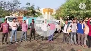 हुज़ूर: भोपाल में सफाई कर्मियों का प्रदर्शन, भुगतान के आश्वासन के बाद काम पर लौटे