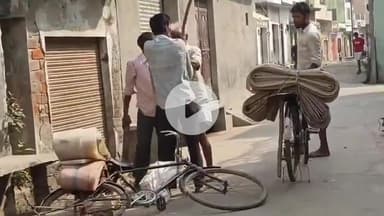 धनौरा: गजरौला के गांव सलेमपुर गोसाई में मामूली कहासुनी के बाद हुई मारपीट, घटना का वीडियो हुआ वायरल