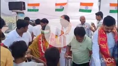 टोंक: निर्जला एकादशी पर शहर घंटाघर पर मोदी फैंस क्लब द्वारा आयोजित मधुरम कार्यक्रम में जिला प्रमुख सरोज बंसल ने की शिरकत