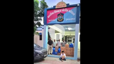 માળીયા: માળીયા મિયાણા નજીક વિદેશી દારૂ ભરેલી કાર સાથે એક ઝડપાયો, 8.76 લાખનો મુદ્દામાલ જપ્ત....