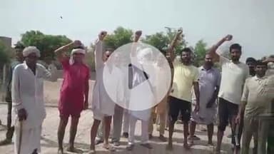 अनूपगढ़: अनूपगढ़ के सीमावर्ती गांव 10 के में ग्रामीणों ने शुद्ध पेयजल की मांग को लेकर दिया धरना
