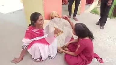 बदायूं: नैत्थू गांव के निकट दो बाइकें विद्युत पोल से टकराईं, दो की मौत और तीन घायल हुए