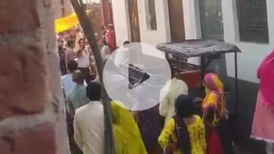 फिरोज़ाबाद: चिस्ती नगर से गुंडागर्दी का मामला सामने आया, लाठी-डंडे व देशी कट्टे से दबंगों ने जमकर दिखाई गुंडागर्दी, वीडियो वायरल