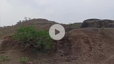 रैपुरा: कल्दा गांव के अंधे मोड़ पर अनियंत्रित होकर गिरी एक बाइक, 2 लोग गंभीर रूप से हुए घायल; आए दिन इस मोड़ पर होते हैं हादसे