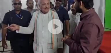 पटना ग्रामीण: पटना में खान सर की क्लास पहुंचे राज्यपाल आरिफ मोहम्मद खान, खान सर ने दिखाया अपना क्लास रूम