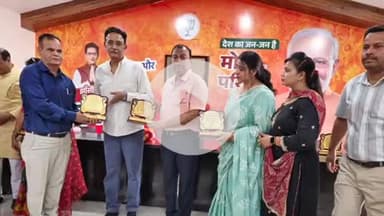 झांसी: झांसी में 'खराब टोंटी बदलो अभियान' का समापन, सांसद अनुराग शर्मा बोले- यह जन-जागरूकता का अनोखा प्रयास